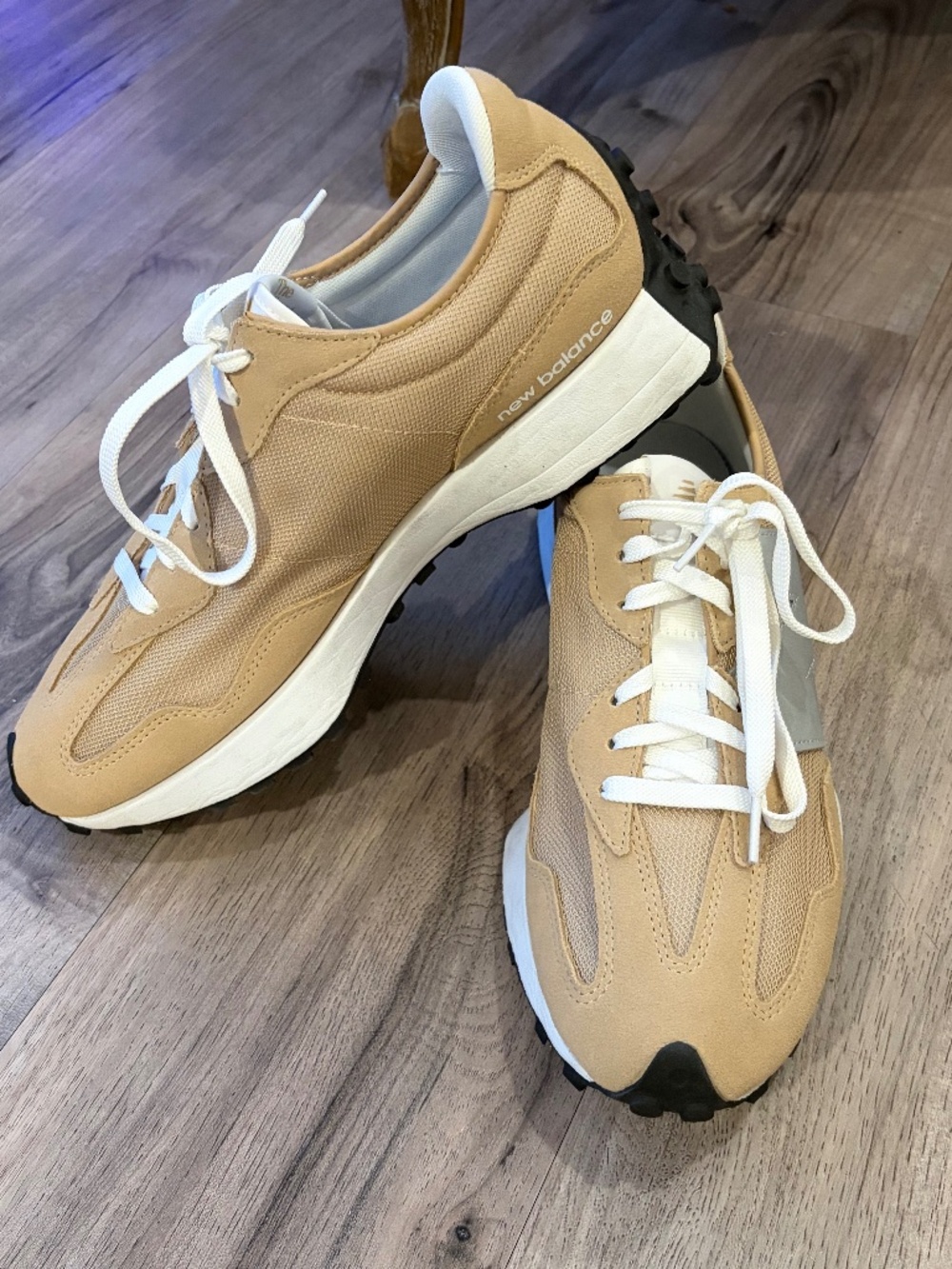 New Balance 327 Sneakers Tan Beige Gray Size 11.5